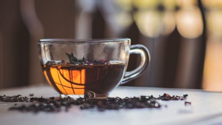 Karanfil Çayının Faydaları Nelerdir?