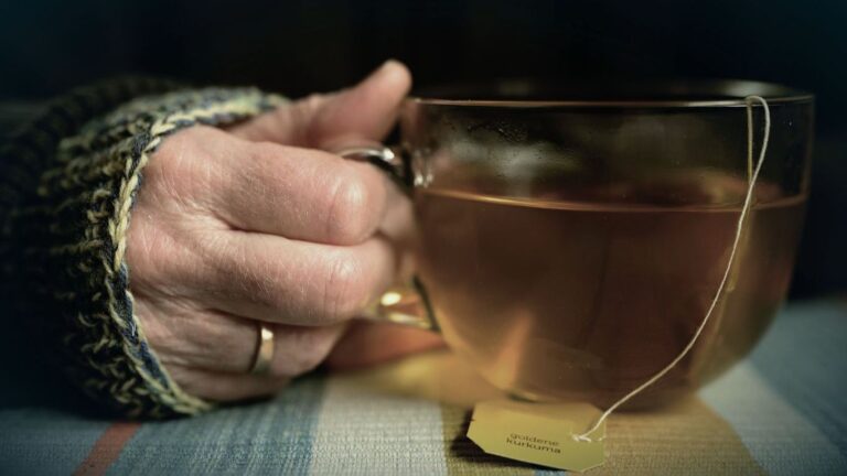 Zerdeçal Çayının Faydaları Nelerdir?